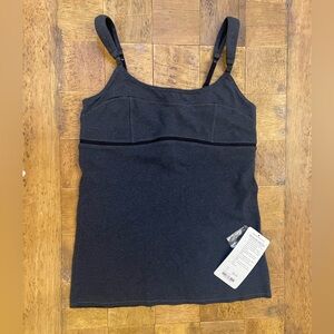 Lululemon Tank on Me Tank*Org. NWT. Size 10
